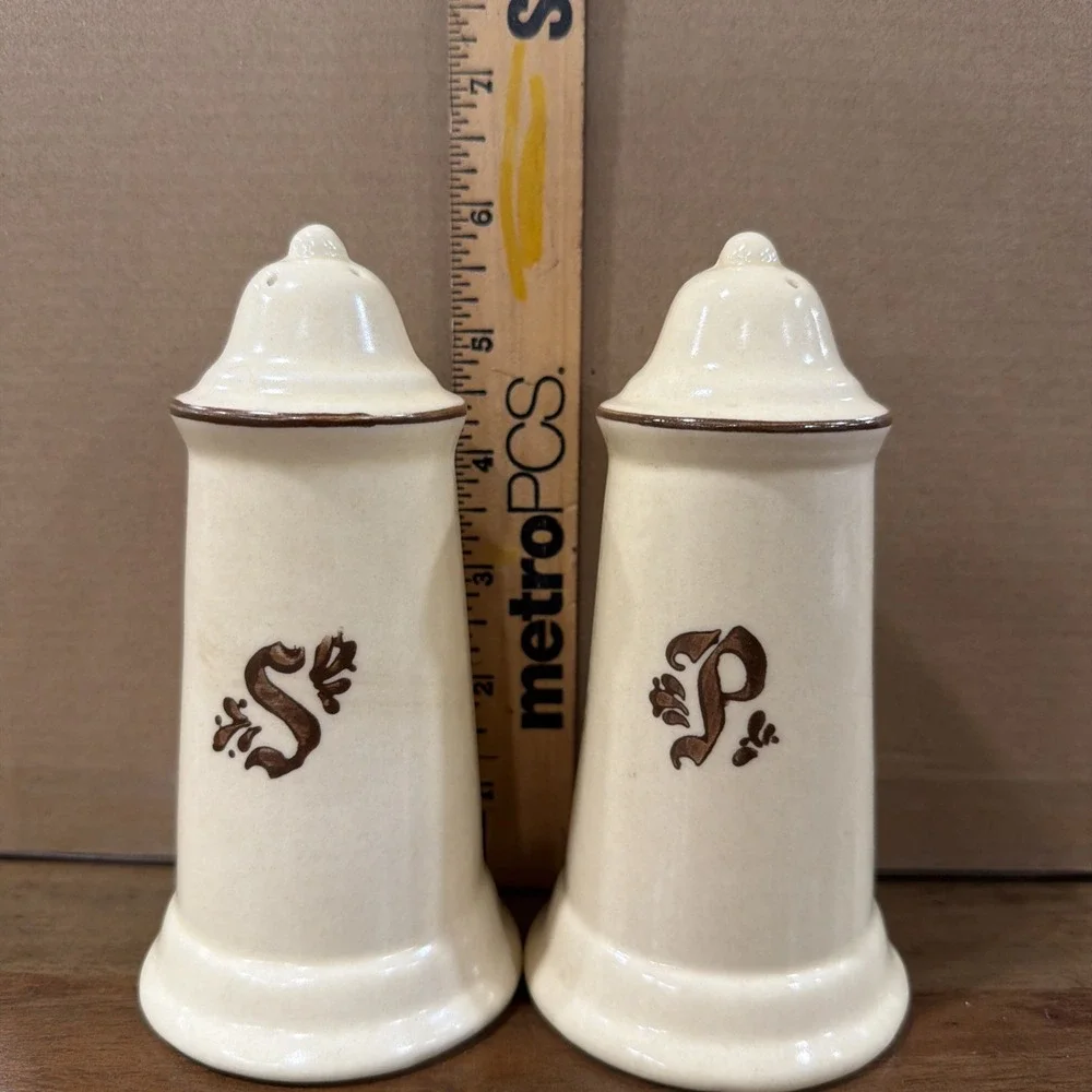 Vintage Set of Pfaltzgraff Village Pattern Stoneware Salt & Pepper Shakers